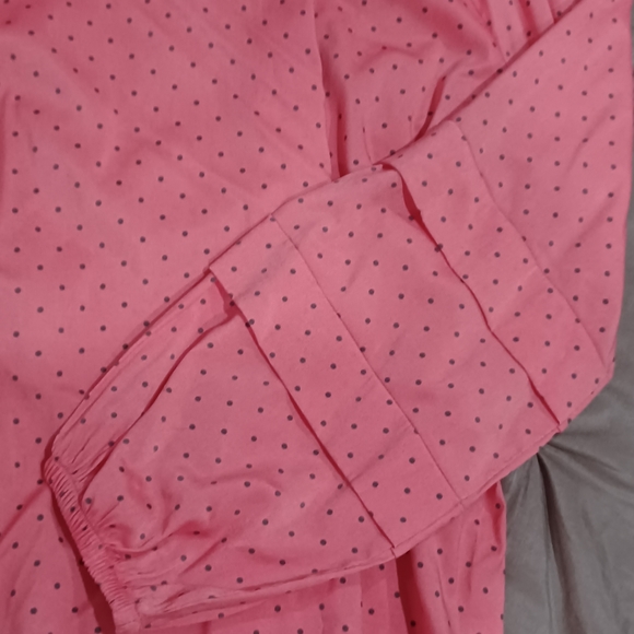 Womens blouse - Picture 3 of 3